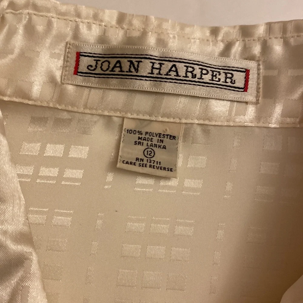 Vintage Joan Harper Women’s Blouse 12 Long Sleeve Button Up Shoulder Pads Ivory - Picture 3 of 9